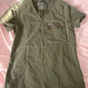 FIGS Heather Olive Scrub Set